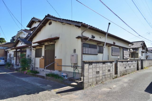 detached 福岡県嘉穂郡桂川町大字吉隈 地図を見る