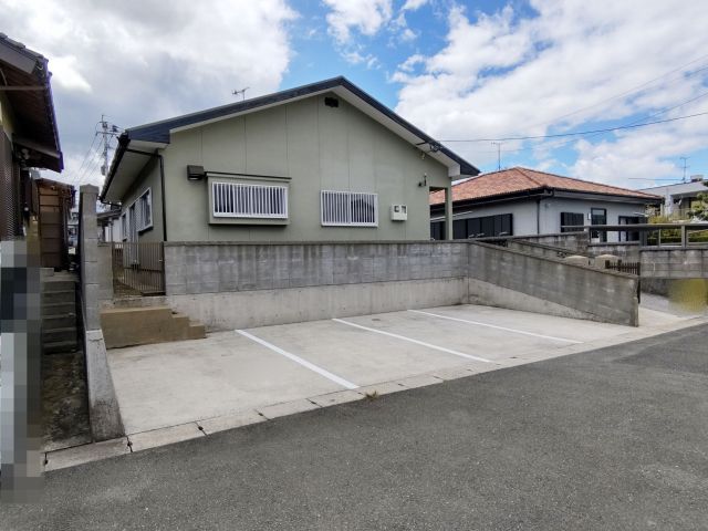 detached 福岡県嘉穂郡桂川町大字土師 地図を見る