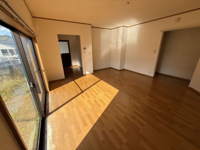 detached 福岡県嘉穂郡桂川町大字吉隈 地図を見る