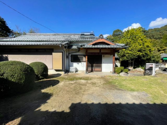 detached 熊本県荒尾市上平山 地図を見る