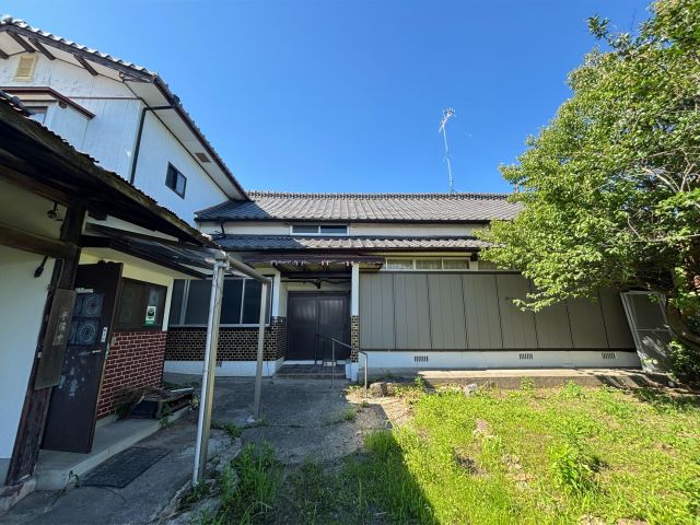 detached 熊本県荒尾市本井手 地図を見る