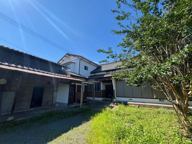 detached 熊本県荒尾市本井手 地図を見る