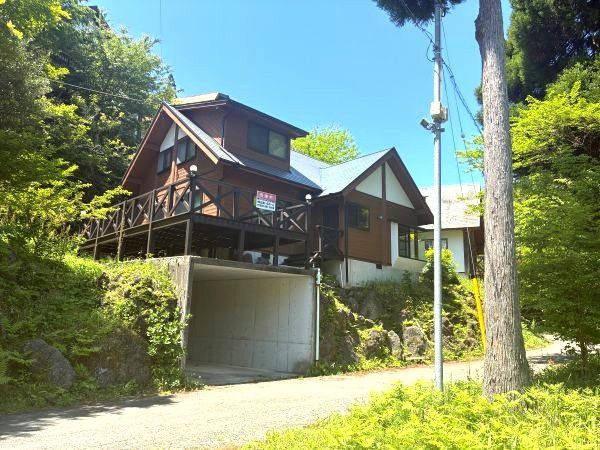 detached 熊本県阿蘇郡南小国町大字満願寺