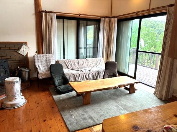 detached 熊本県阿蘇郡南小国町大字満願寺 地図を見る