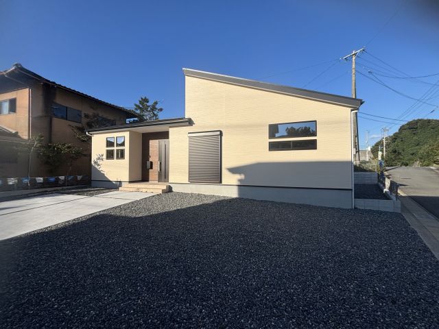 detached 佐賀県三養基郡基山町大字小倉 地図を見る