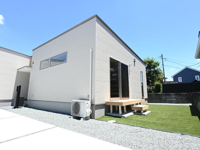 detached 佐賀県三養基郡基山町大字小倉 地図を見る