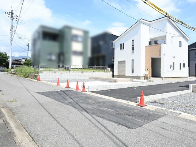 detached 佐賀県三養基郡基山町大字小倉 地図を見る