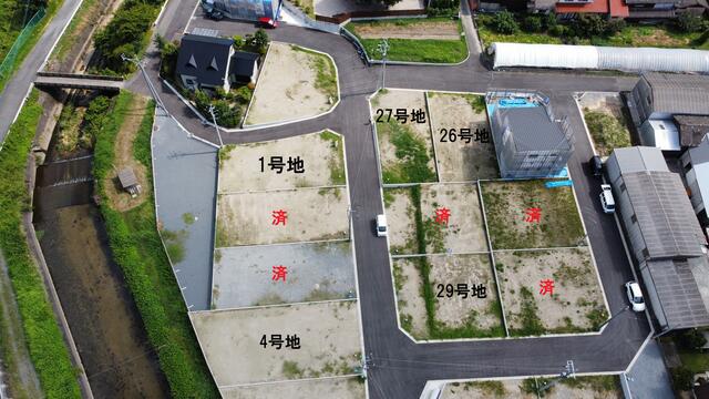 分譲地北側方向から南方向へ空撮　２０２５年撮影