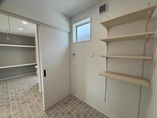 detached 佐賀県三養基郡上峰町大字坊所字上坊所 地図を見る