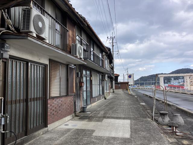 detached 佐賀県唐津市鎮西町名護屋 地図を見る