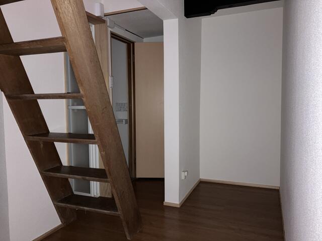 detached 佐賀県唐津市鎮西町名護屋 地図を見る