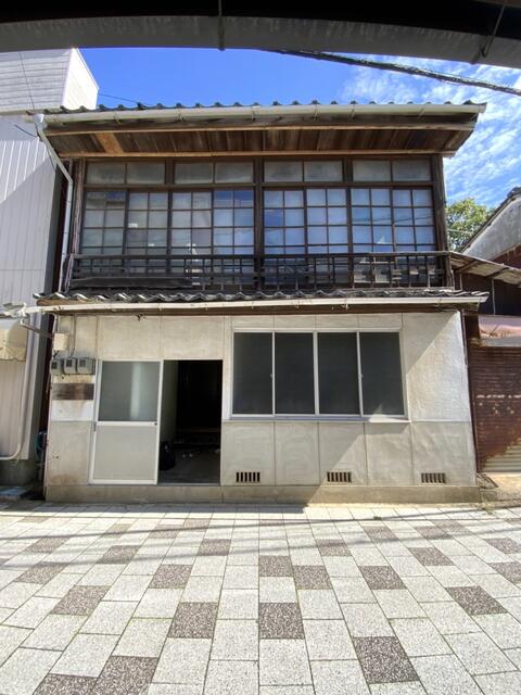detached 佐賀県唐津市呼子町呼子 地図を見る