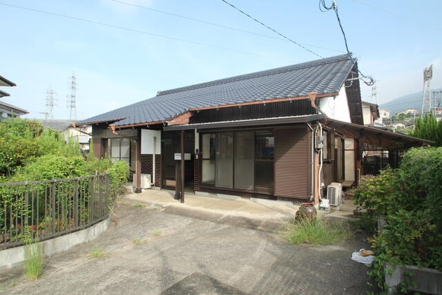detached 佐賀県杵島郡大町町大字福母 地図を見る