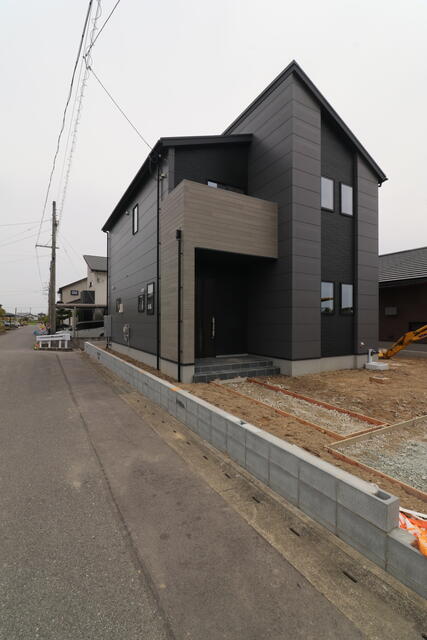 detached 佐賀県神埼郡吉野ヶ里町三津 地図を見る