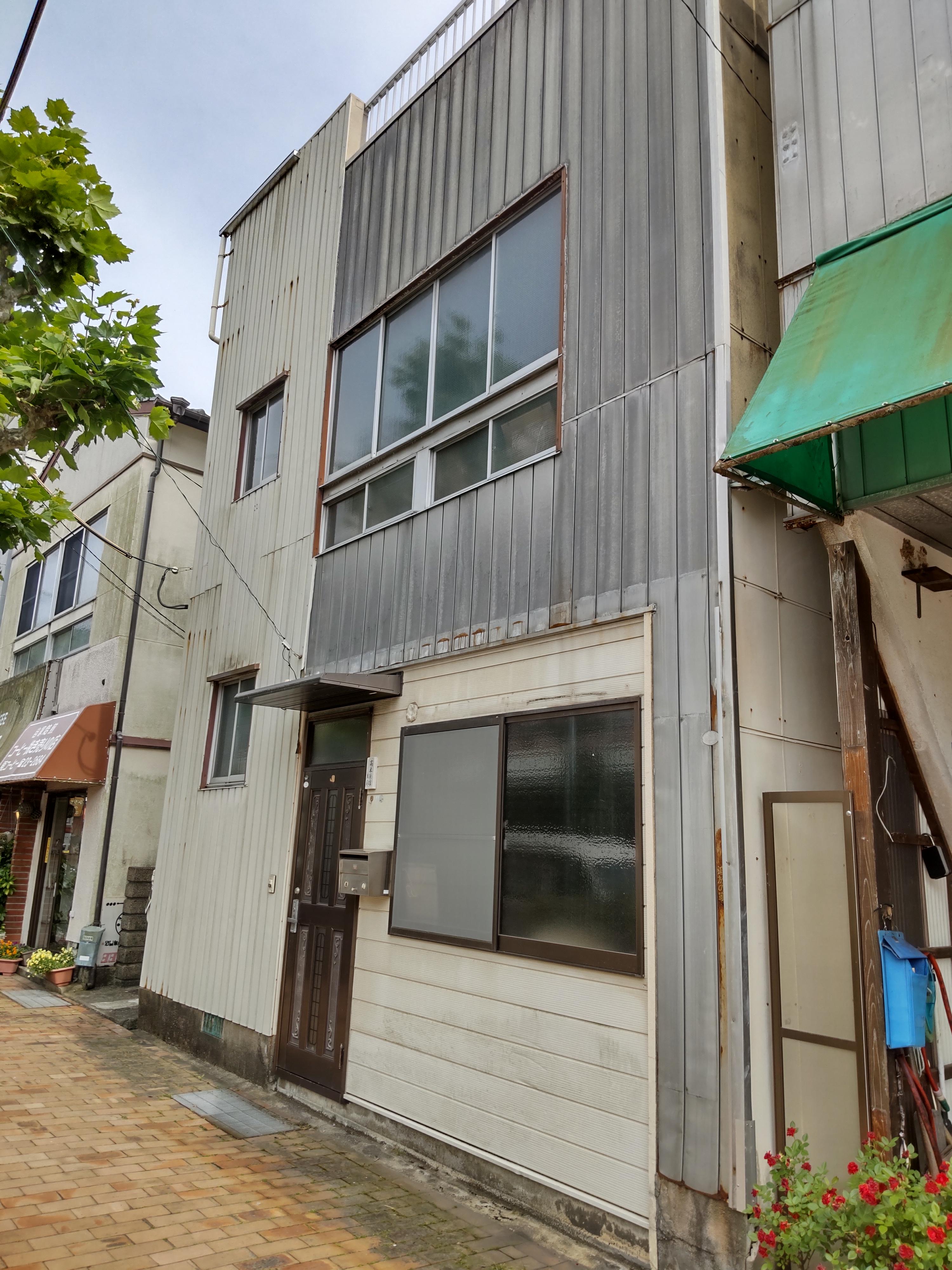 townhouse 長崎県佐世保市俵町 地図を見る