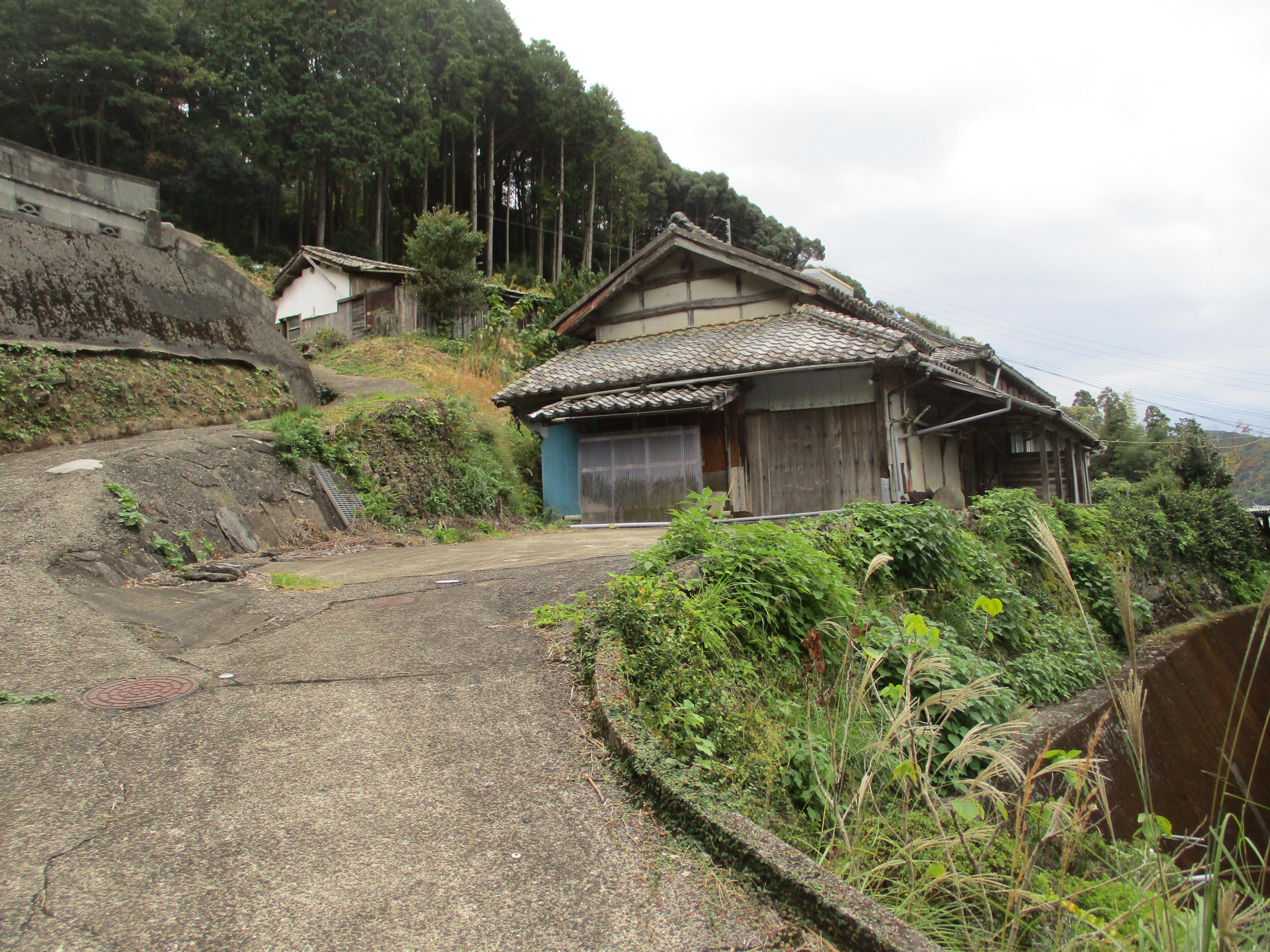 detached 長崎県西海市大瀬戸町多以良内郷 地図を見る
