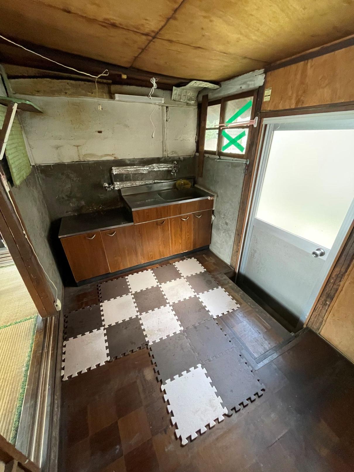 detached 長崎県諫早市多良見町化屋 地図を見る