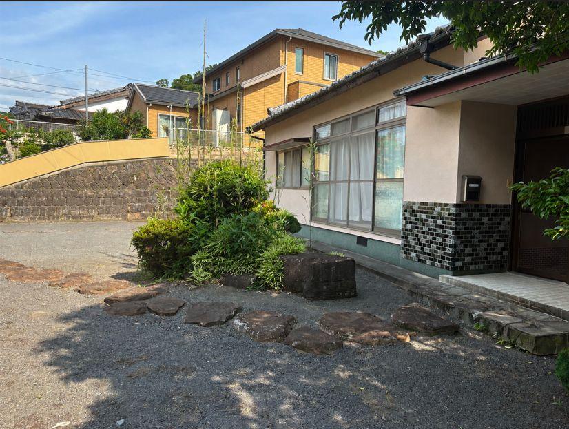 detached 長崎県北松浦郡佐々町小浦免 地図を見る