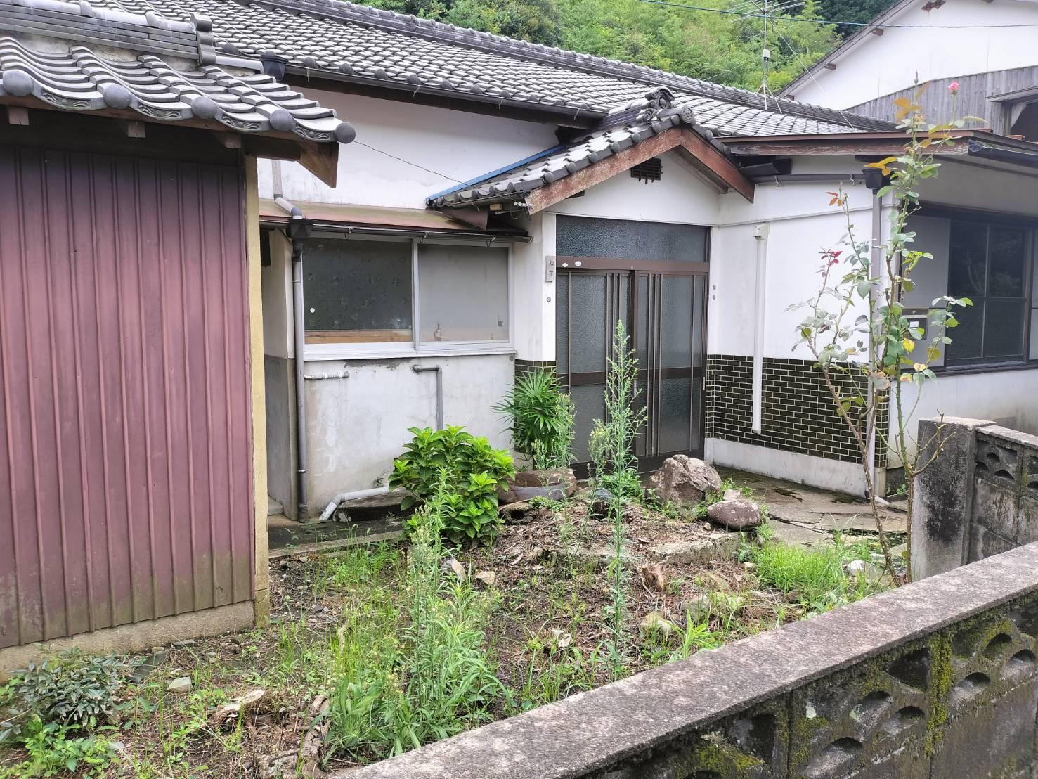detached 長崎県北松浦郡佐々町鴨川免 地図を見る