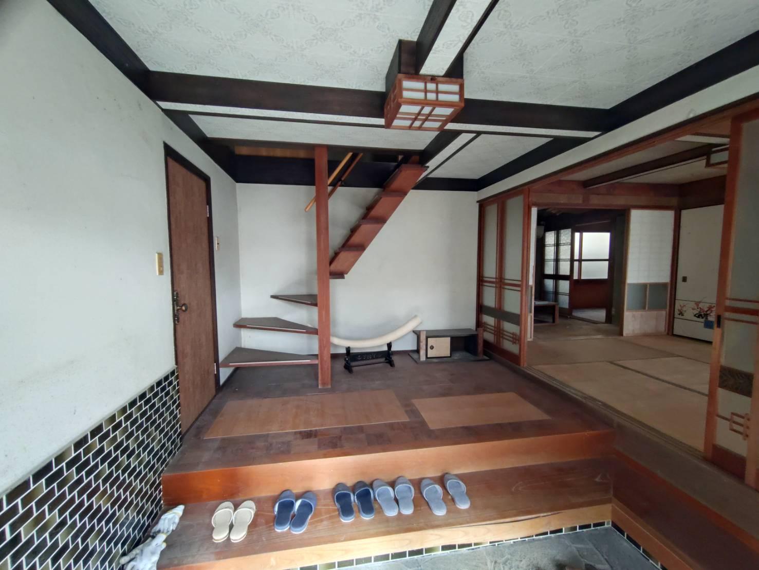 detached 長崎県佐世保市上原町 地図を見る