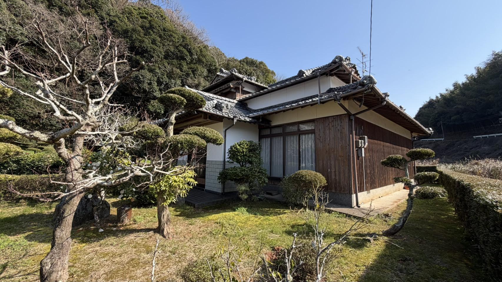 detached 長崎県西海市西海町横瀬郷 地図を見る
