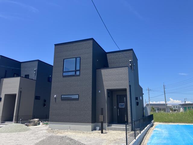 八代市古閑中町の新築一戸建