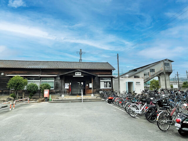 ＪＲ鹿児島本線「銀水」駅まで徒歩１１分。遠方の通勤、通学に便利です。 (870m)