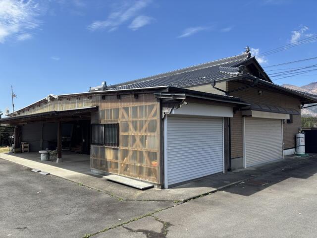 熊本県阿蘇郡高森町の一戸建て | 2300万円 | 7DK | 3590.98m² | Akiyama house finder