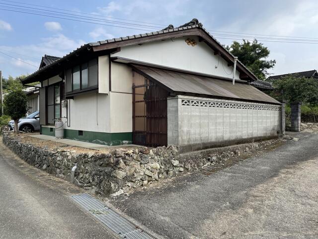 八代市二見本町の中古一戸建