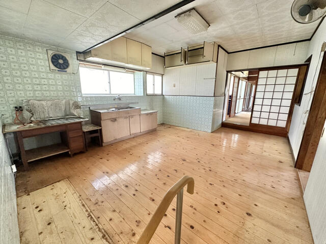 detached 熊本県山鹿市菊鹿町宮原 地図を見る