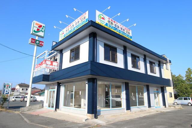 荒尾市川登|ビルの写真1