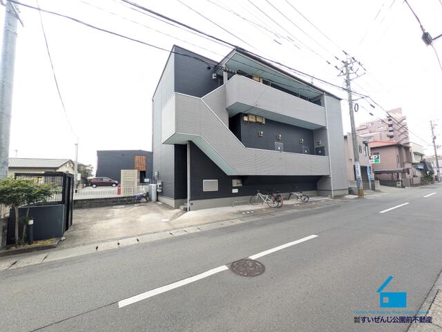 熊本市中央区出水3丁目の一棟売アパート