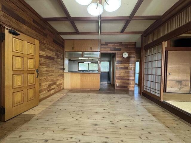 熊本県八代市の一戸建て | 1140万円 | 4SLDK | 280.13m² | Akiyama house finder