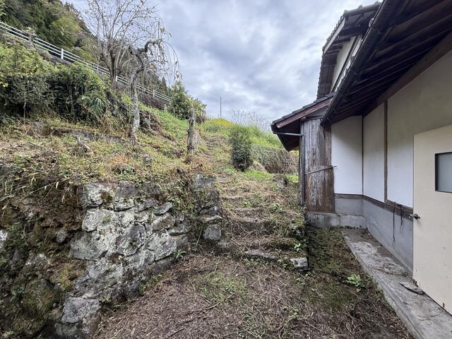detached 熊本県下益城郡美里町境 地図を見る