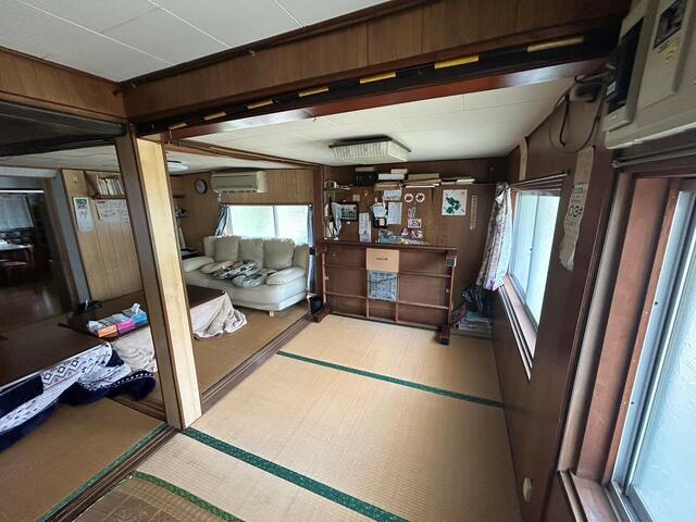 detached 大分県佐伯市鶴見大字沖松浦