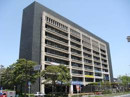 大分市役所 (876m)