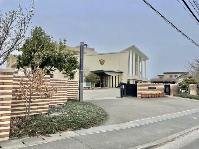 大分市立大在西小学校 (1,056m)