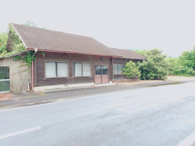 detached 大分県佐伯市宇目大字重岡 地図を見る