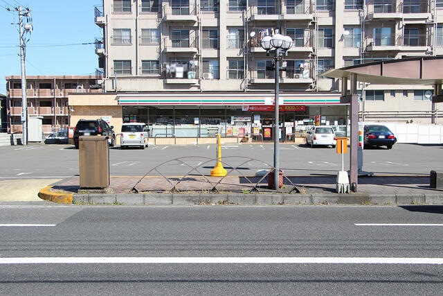 セブンイレブン大分中鶴崎２丁目店 (1,796m)