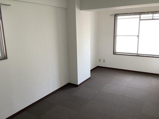 リビング以外の居室／洋室