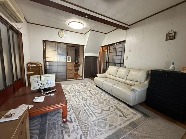 detached 福岡県築上郡吉富町大字小犬丸 地図を見る