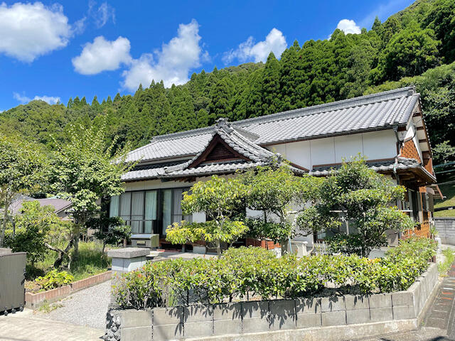 house for sale in Saiki, Oita | ¥9,000,000 | 6DK | Akiyama house find…
