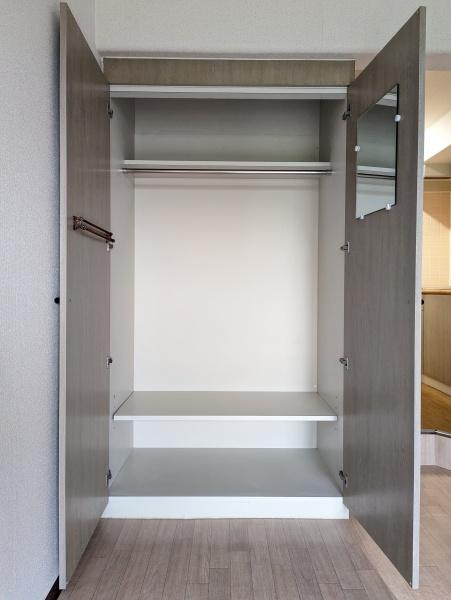 収納／パイプ・棚付きのクローゼットあり♪