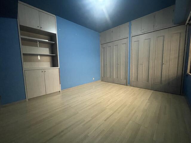 リビング以外の居室／洋室