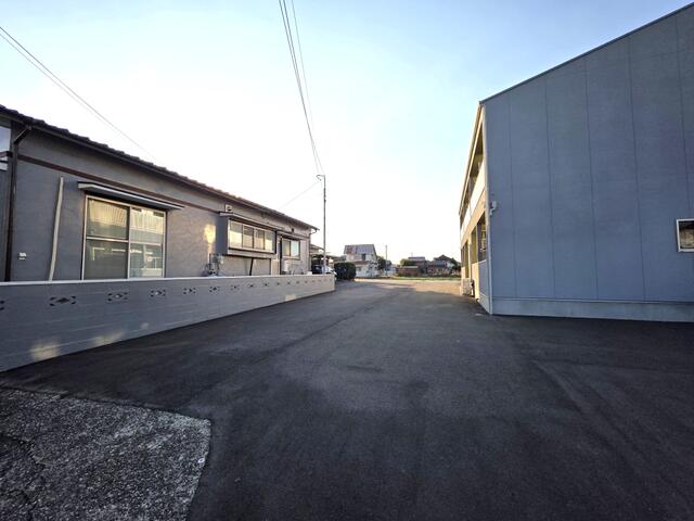 駐車場入り口