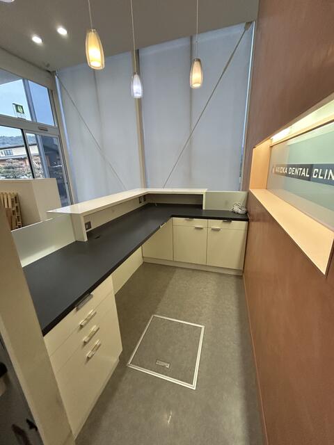 店舗部分の受付です