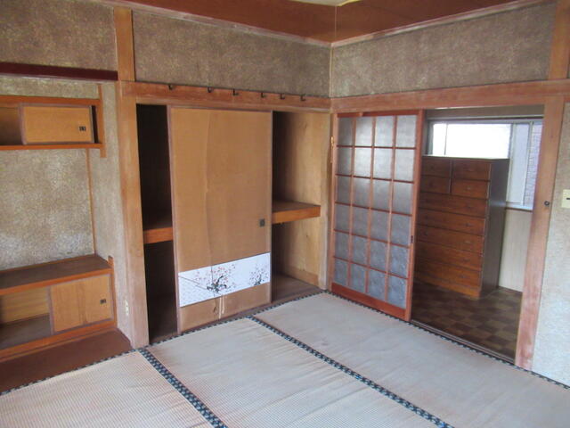 detached 大分県佐伯市葛港 地図を見る