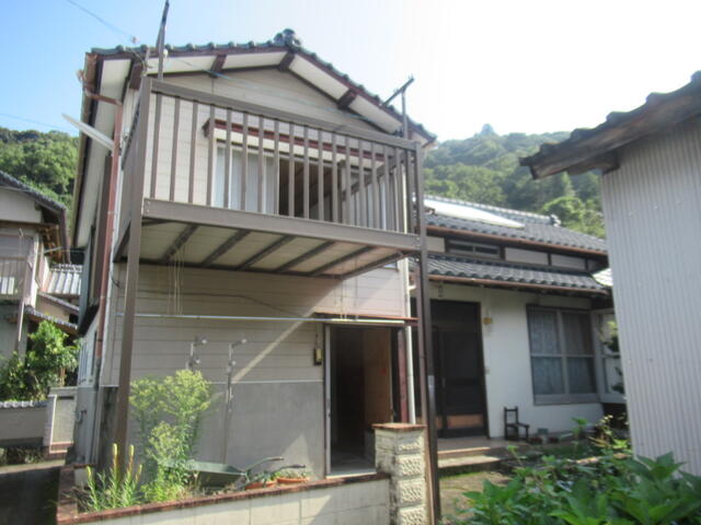 detached 大分県佐伯市鶴見大字有明浦