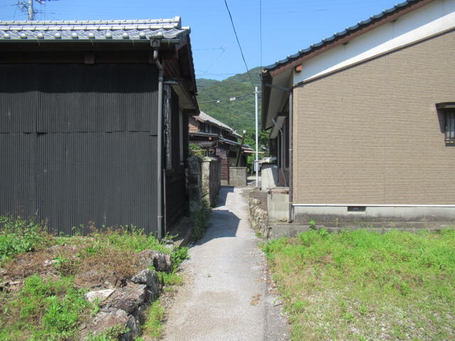 detached 大分県佐伯市米水津大字浦代浦 地図を見る