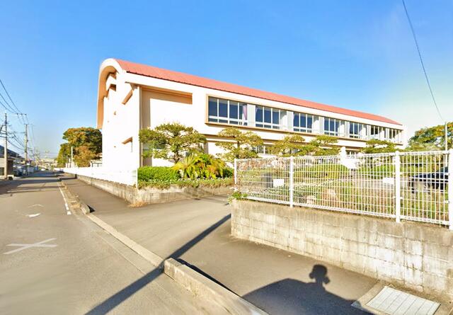 高鍋町立高鍋東小学校 (1,104m)